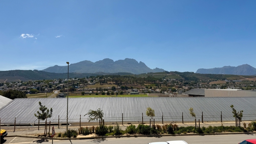 2 Bedroom Property for Sale in Newinbosch Western Cape